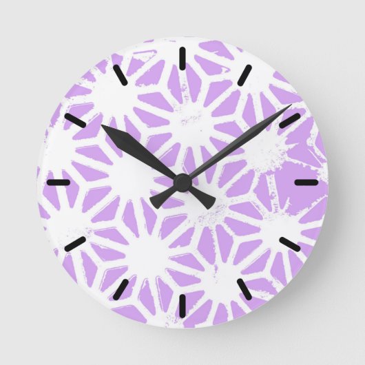 geometrisches Lilac-Muster Runde Wanduhr (Vorderseite)