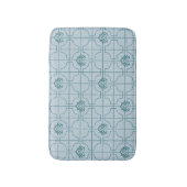 Geometrisches Lotus Grid-Muster - Der weiße Lotus Badematte (Vorderseite Vertikal)