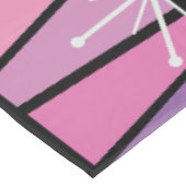 Geometrisches MCM Abstrakt rosa Lila Tischdecke (Schrägansicht)