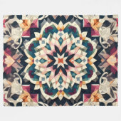 Geometrisches Medallion-Design für gequiltete Crem Fleecedecke (Vorderseite (Horizontal))