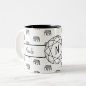Geometrisches Monogramm, schwarz und weiß Zweifarbige Tasse (Vorderseite Links)