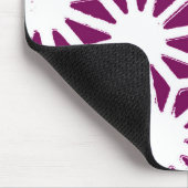 Geometrisches Mulberry- und Weißmuster Mousepad (Ecke)