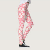 Geometrisches Muster auf hellkornrosa Leggings (Rechts)