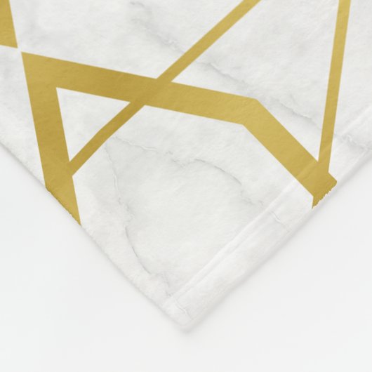 Geometrisches Muster aus weißem Marmor und Gold Fleecedecke (Ecke)