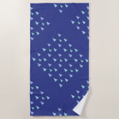 Geometrisches Muster für blaues Dreieck Strandtuch (Vorderseite)