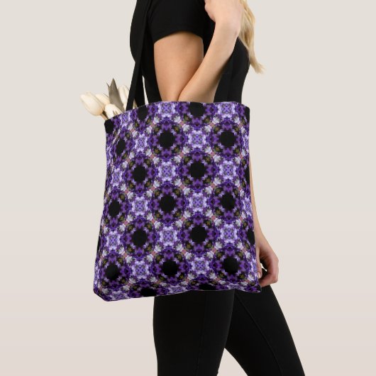 Geometrisches Muster für lila Blume Tasche (Von Nahem)