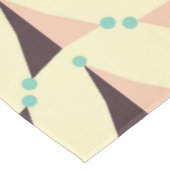 Geometrisches Muster im Retro-Stil Tischdecke (Schrägansicht)