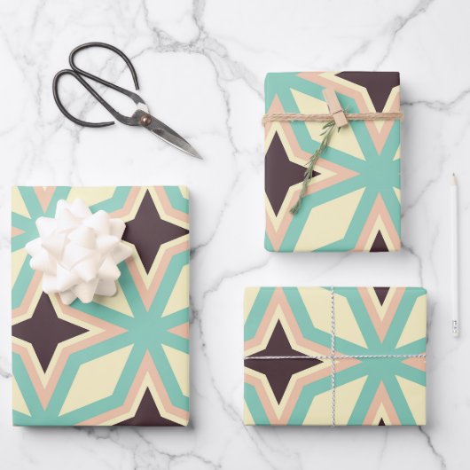 Geometrisches Muster mit abwechselnd dunkler Stern Geschenkpapier Set (Vorderseite)