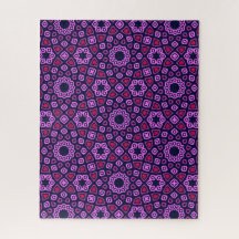 Geometrisches Muster mit Lila abgeschnittenem Trih