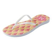 Geometrisches Muster mit rosa Blush Personalize Mo Badesandalen (Schrägansicht)