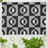 Geometrisches Muster Schwarz, Weiß und Grau Geschirrtuch (Gefaltet)