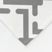 Geometrisches Muster verschiedener Größen, grau Fleecedecke (Ecke)