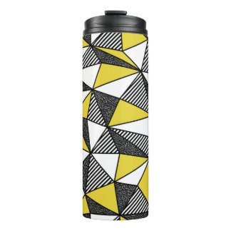 Geometrisches nahtloses Muster im Retrostil Thermosbecher