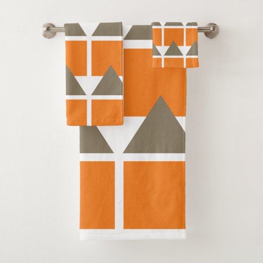 Geometrisches Orange Gray Square Triangle Badhandtuch Set (Insitu)