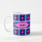 Geometrisches Retro-Design in Rosa, Lila und Blau Kaffeetasse (Links)