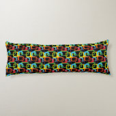 Geometrisches Retro-mehrfarbiges Muster Seitenschläferkissen (Rückseite)