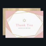 Geometrisches Rosa und Gold Bat Mitzvah Dankeskarte<br><div class="desc">Diese moderne und schicke Bat Mitzvah Wohnung Dankeschön-Karte verfügt über einen weißen Hintergrund mit Imitaten goldenen geometrischen Rahmen in Rosa. Auf der Rückseite befindet sich ein goldener Hintergrund für Imitate. Ändern Sie die Hintergrundfarbe und personalisieren Sie sie für Ihre Bedürfnisse. In meinem Geschäft finden Sie passende Produkte.</div>