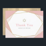 Geometrisches Rosa und Gold Bat Mitzvah Dankeskarte<br><div class="desc">Diese moderne und schicke Bat Mitzvah Wohnung Dankeschön-Karte verfügt über einen weißen Hintergrund mit Imitaten goldenen geometrischen Rahmen in Rosa. Auf der Rückseite befindet sich ein goldener Hintergrund für Imitate. Ändern Sie die Hintergrundfarbe und personalisieren Sie sie für Ihre Bedürfnisse. In meinem Geschäft finden Sie passende Produkte.</div>