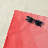 Geometrisches rotes Gefälle Strandtuch (Beispiel)