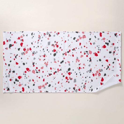 Geometrisches rotes Terrazzo-Muster Strandtuch (Vorderseite)