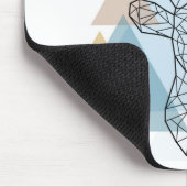 Geometrisches Rotwild-Porträt Mousepad (Ecke)