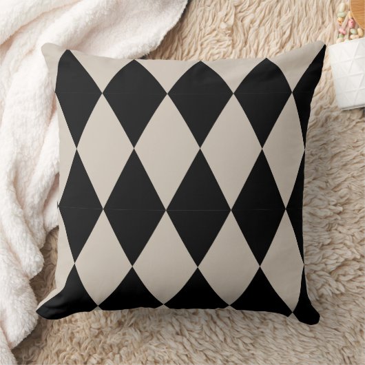 Geometrisches Schwarz und Elfenbeinharlequin Moder Kissen (Decke)