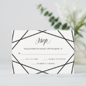 Geometrisches Schwarz-Weiß-Hochzeitsszenario RSVP Karte (Stehend Vorderseite)