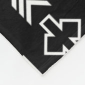 Geometrisches Schwarz-Weiß-Muster Fleecedecke (Ecke)