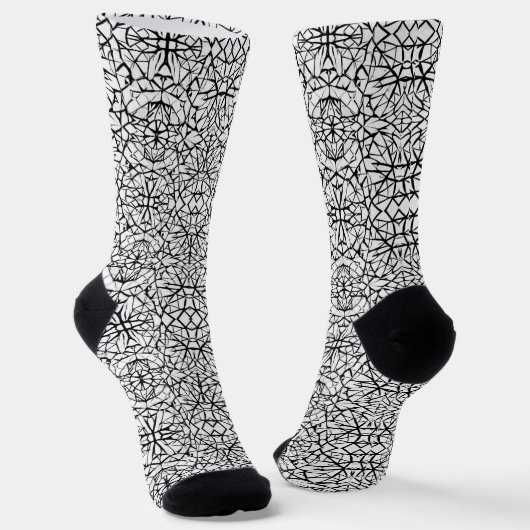 Geometrisches Schwarz-weißes Design abstrakte Kuns Socken (Gewinkelt)