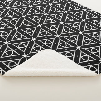 Geometrisches Schwarz-weißes und Silver Geometrism Sherpadecke