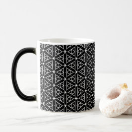 Geometrisches Schwarz-weißes und Silver Geometrism Verwandlungstasse