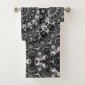 Geometrisches Schwarzweiß-Mandala Badhandtuch Set (Insitu)