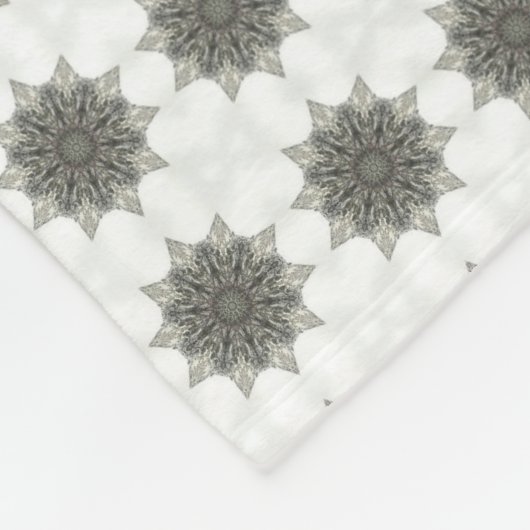 Geometrisches Silver-Star-Muster Fleecedecke (Ecke)
