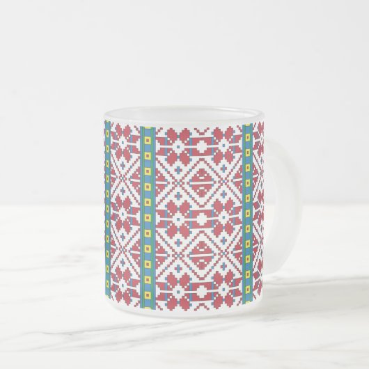 Geometrisches Stammmuster rot, blau und weiß mit S Mattglastasse (VorderseiteRechts)