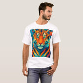 Geometrisches Tigerhemd T-Shirt (Vorne ganz)
