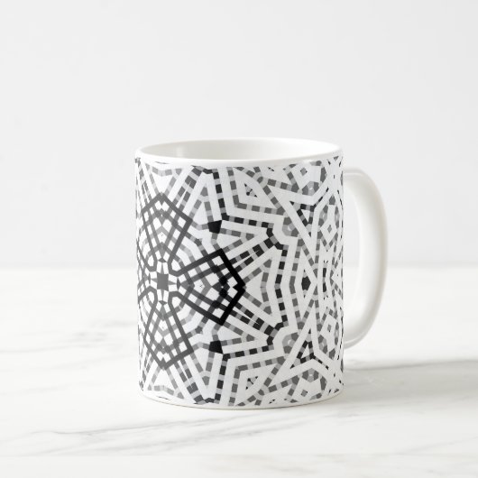 Geometrisches weißes und schwarzes Lochmuster Elsa Kaffeetasse (VorderseiteRechts)