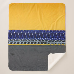 Geordnete blaue Lebensmittelkarren Sherpadecke