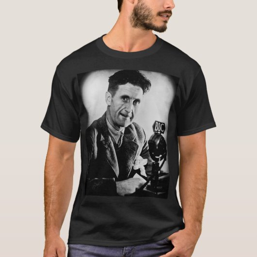 George Orwell bei der BBC T-Shirt (Vorderseite)