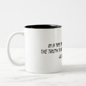 George Orwell Zitat Zweifarbige Tasse (Links)