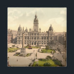 George Square, Glasgow, Schottland Magnet<br><div class="desc">Vintages photomechanisches Druckbild des George Square in Glasgow,  Schottland,  das Ende des 19. Jahrhunderts aufgenommen wurde. Foto mit freundlicher Genehmigung von LOC (LC-DIG-ppmsc-07599).</div>