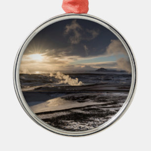 Geothermale Winterlandschaft Ornament Aus Metall