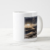 Geothermische Winterlandschaft Jumbo-Tasse (Vorderseite Rechts)