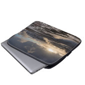 Geothermische Winterlandschaft Laptopschutzhülle (Vorne Knopf)
