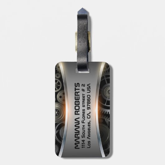 Gepäckanhänger aus grauem Metall (Rückseite vertikal)