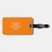 Gepäckanhänger in hellorangefarbenem Monogramm (Rückseite horizontal)
