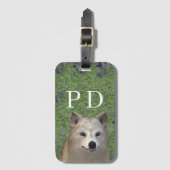 Gepäckanhänger mit monogrammiertem Wolf und Grün (Vorderseite Vertikal)