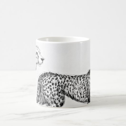 Geparde auf dem Savanne-Umgriffsschwarzen u. dem Kaffeetasse (Mittel)