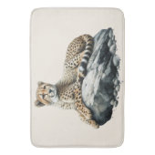 Geparden auf einem Felsen Badematte (Vorderseite Vertikal)