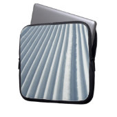 Gepflegte Ski-Spur Laptopschutzhülle (Vorderseite Links)