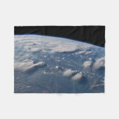 Geplünderte Anvillen der Erde auf Südborneo. Fleecedecke (Vorderseite (Horizontal))